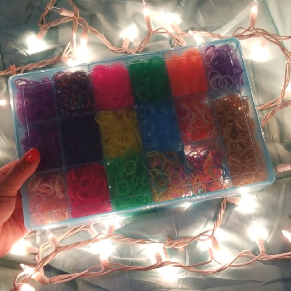 Rainbow loom. BUY BOTH GET THE LOOM FOR FREE🌌